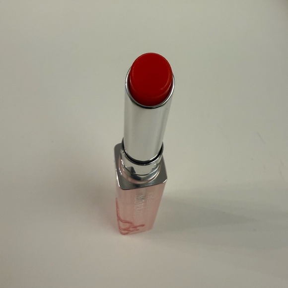 NWOT Addict Lip Glow Balm Cherri Color - Picture 4 of 4